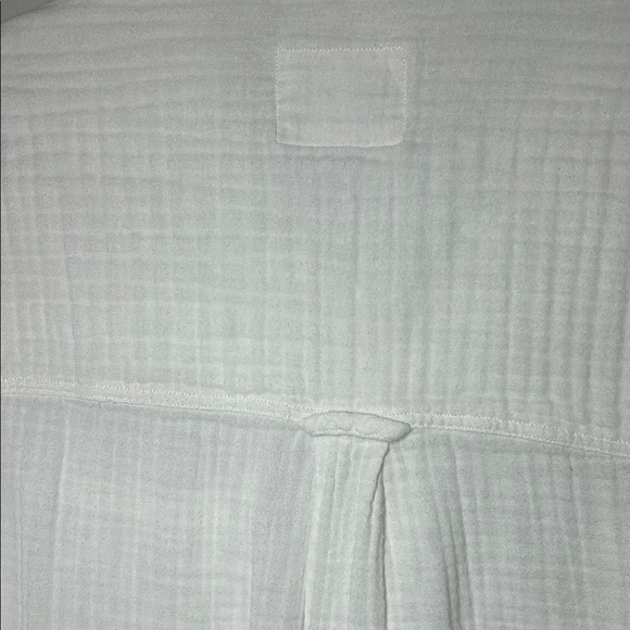 Rails Ellis White Gauze‎ Button Down Shirt Top Medium Lightweight Organic Cotton - Picture 13 of 16